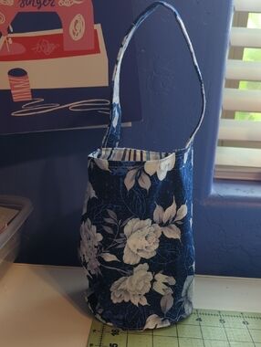 Blue Floral Gift Bag with White Flowers